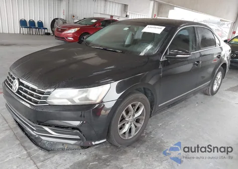 2017 Volkswagen Passat 1.8T S z USA, uszkodzony, nr VIN 1VWAT7A31HC077853